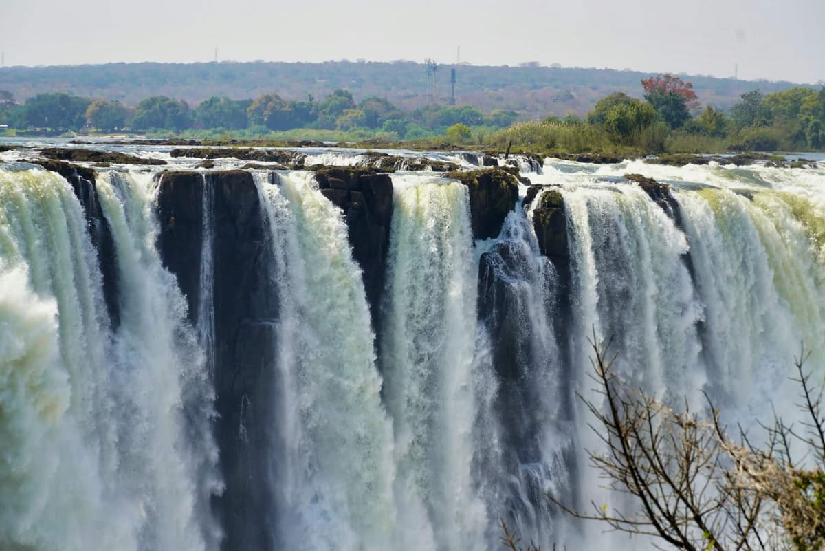 The curtain of Victoria Falls on the Zambezi
